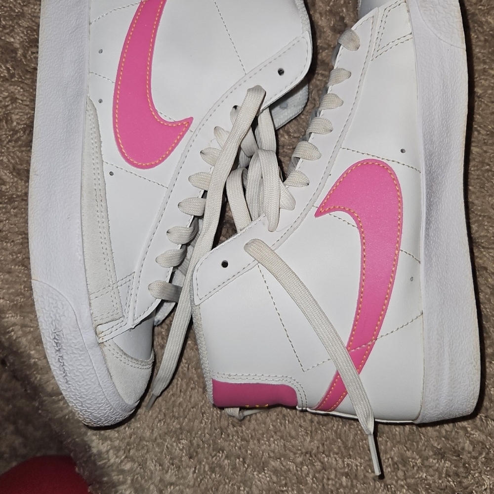 Youth Nike Blazers 77 Mid Pinksicle Sneakers - Picture 3 of 5